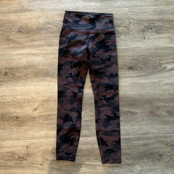 Lululemon Wunder Train High-Rise Tight 25" - Picture 1 of 5